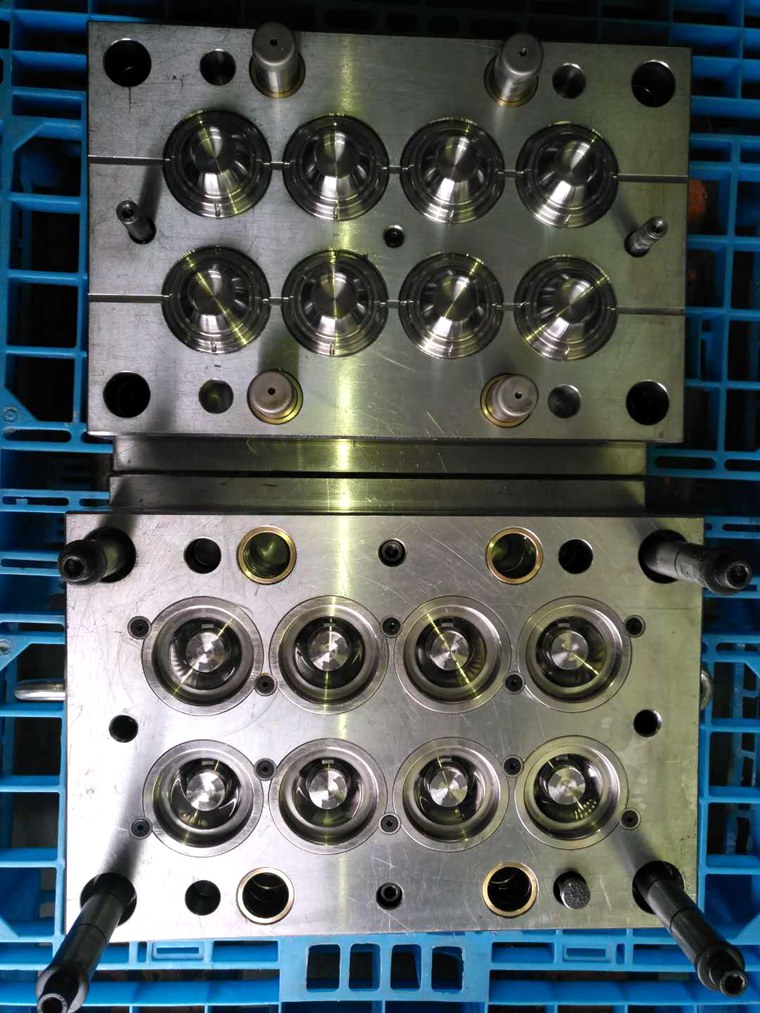 Bottle cap mould 414